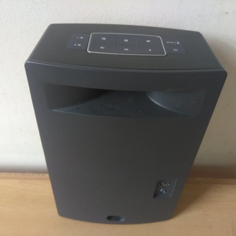Bose SoundTouch 10 Wireless Music System - Picture 5 of 8